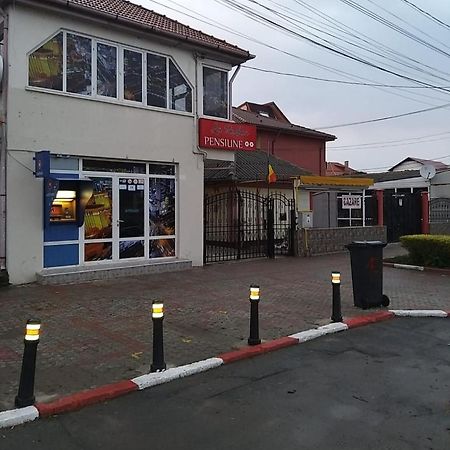 科斯蒂内什蒂 Pensiune La Rodica酒店 外观 照片