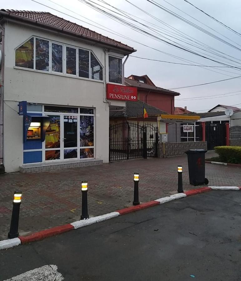 科斯蒂内什蒂 Pensiune La Rodica酒店 外观 照片